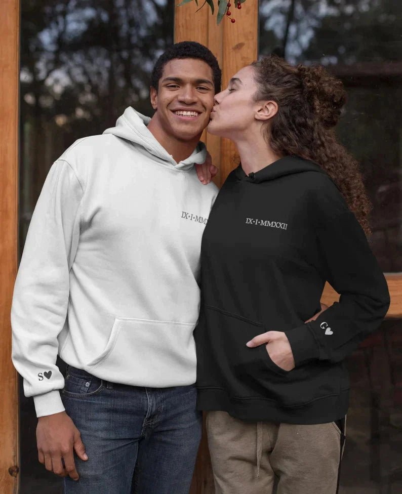 Personalisierter Love-Pullover mit römischen Ziffern und Datum